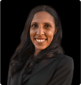 مستشارة العقود وقانون الشركات